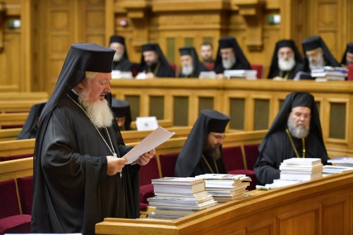 Ședință de lucru a Sfântului Sinod la Palatul Patriarhiei Poza 273967