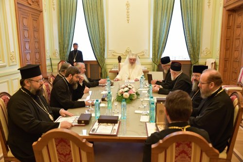Ședință de lucru a Sfântului Sinod la Palatul Patriarhiei Poza 273982