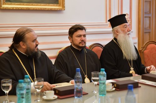 Ședință de lucru a Sfântului Sinod la Palatul Patriarhiei Poza 273989