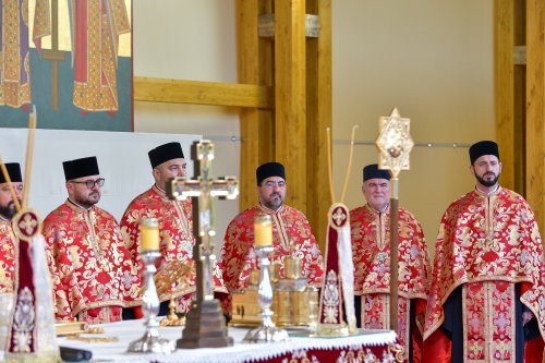 Slujba Privegherii în cinstea Mucenicului Dimitrie pe Colina Patriarhiei Poza 274044