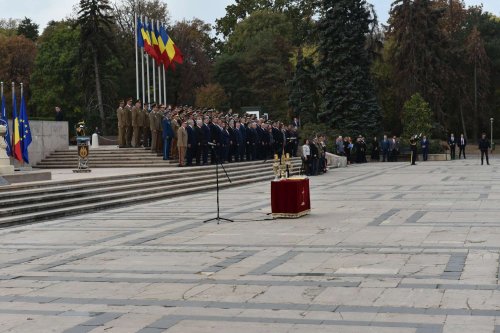 Ziua Armatei României celebrată cu solemnitate în Capitală Poza 273913