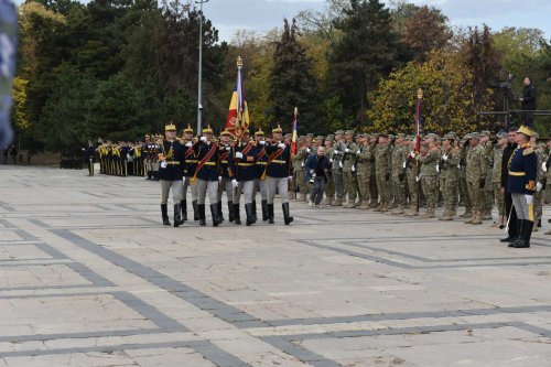 Ziua Armatei României celebrată cu solemnitate în Capitală Poza 273924