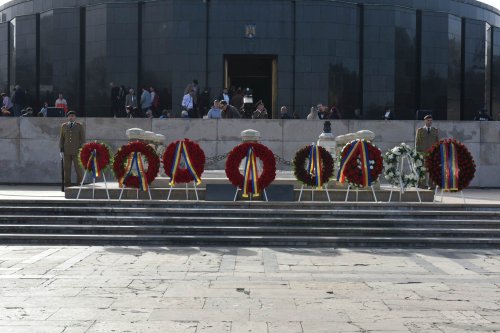 Ziua Armatei României celebrată cu solemnitate în Capitală Poza 273932