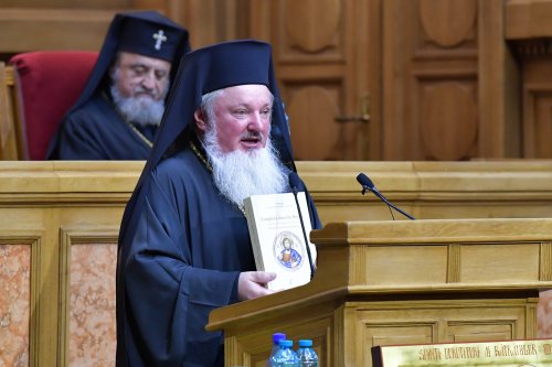 Sfântul Sinod s-a reunit în ședință solemnă la Palatul Patriarhiei Poza 274222