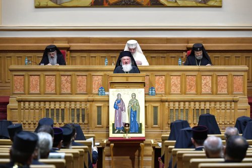 Sfântul Sinod s-a reunit în ședință solemnă la Palatul Patriarhiei Poza 274224