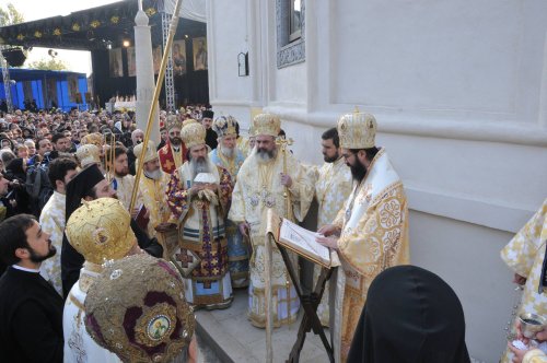 Sfântul Cuvios Dimitrie cel Nou, făcător de minuni și ocrotitor al Bucureștilor Poza 274435