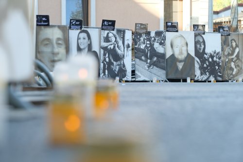 Rugăciune pentru odihna sufletelor victimelor de la clubul Colectiv Poza 274893