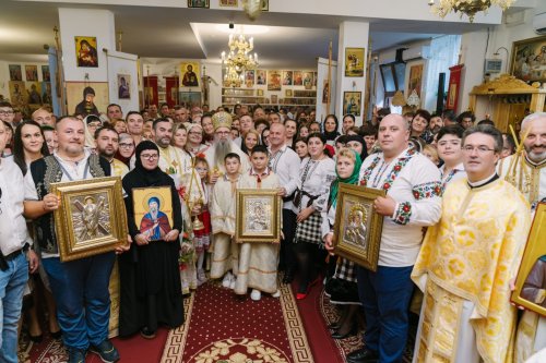 Popas de rugăciune într‑o comunitate ortodoxă din Italia Poza 275077