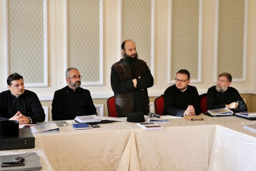 Consfătuire catehetică în Arhiepiscopia Iașilor Poza 275403