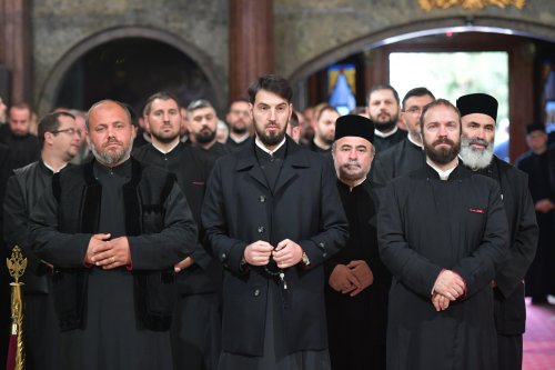 Întrunirea preoților din Prahova pe Colina Bucuriei Poza 275963