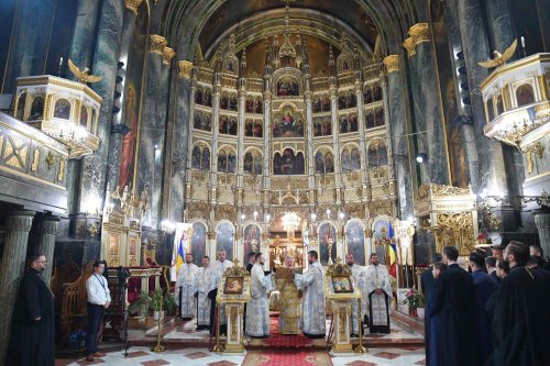 Întrunirea preoților din Prahova pe Colina Bucuriei Poza 275964