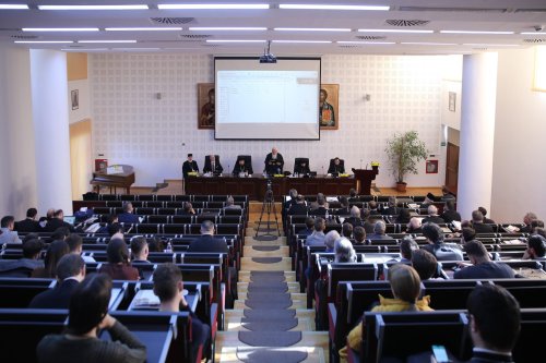 Simpozion internaţional la Facultatea de Teologie Ortodoxă din Cluj-Napoca Poza 276004
