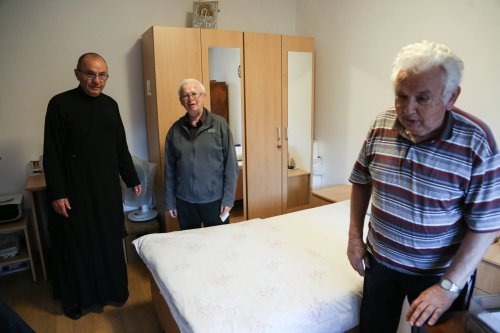 Căminul „Sfântul Mihail Mărturisitorul”, model de îngrijire a vârstnicilor Poza 275284