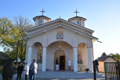 Veşmântul harului pentru o nouă biserică din Ilfov Poza 276521