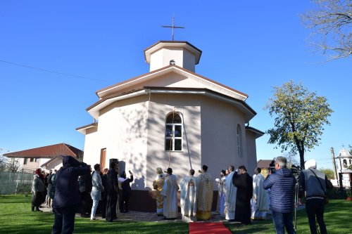Veşmântul harului pentru o nouă biserică din Ilfov Poza 276538