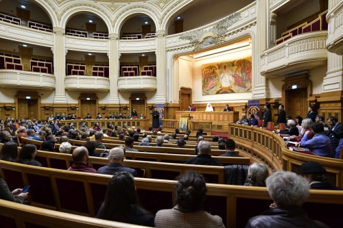 Conferință dedicată artei bisericești la Palatul Patriarhiei Poza 276668