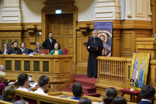 Conferință dedicată artei bisericești la Palatul Patriarhiei Poza 276669