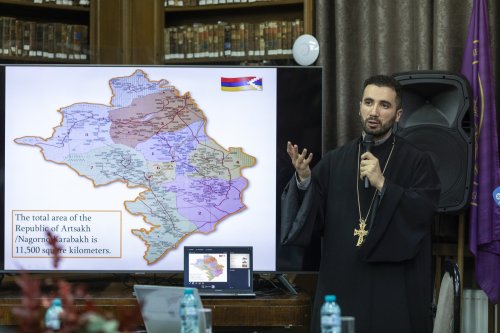 Conferință pe tema situației umanitare din Armenia, în Capitală Poza 277018