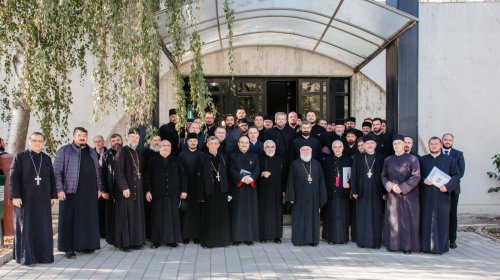 Conferinţă preoţească semestrială de toamnă în Episcopia Tulcii  Poza 276889