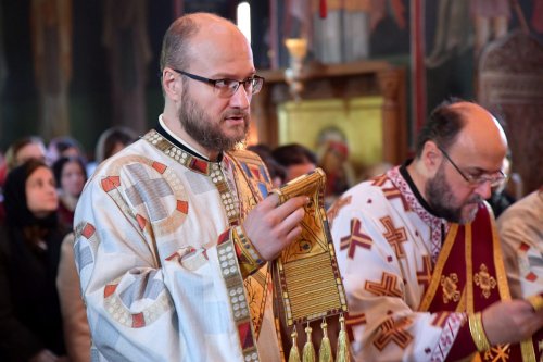 Sfântul Grigorie Palama cinstit în biserica din campusul Universităţii Politehnica Poza 276915