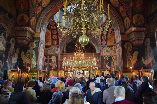 Sfântul Grigorie Palama cinstit în biserica din campusul Universităţii Politehnica Poza 276932