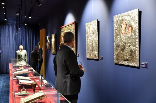 Expoziție de artă bisericească veche inaugurată la Palatul Patriarhiei Poza 277244