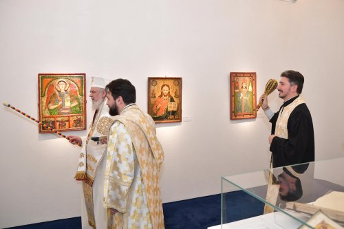 Expoziție de artă bisericească veche inaugurată la Palatul Patriarhiei Poza 277272
