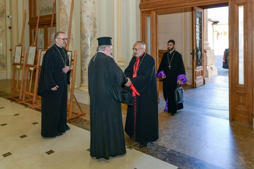 Oaspete armean catolic în vizită la Palatul Patriarhiei Poza 277204