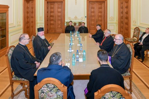 Oaspete armean catolic în vizită la Palatul Patriarhiei Poza 277219