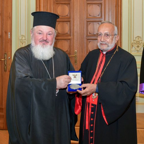 Oaspete armean catolic în vizită la Palatul Patriarhiei Poza 277224