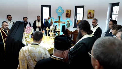 Liturghie arhierească la Biserica „Sfântul Nicolae” din Râșnov Poza 277469