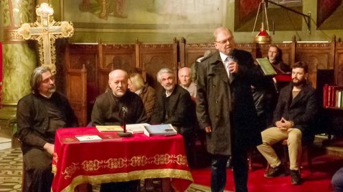 Părintele Constantin Galeriu a fost comemorat la biserica unde a slujit Poza 277694