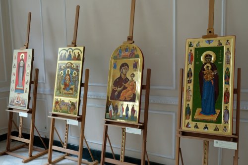 Expoziția „Icoana ortodoxă - lumina credinței” la Muzeul Satului din București Poza 278114