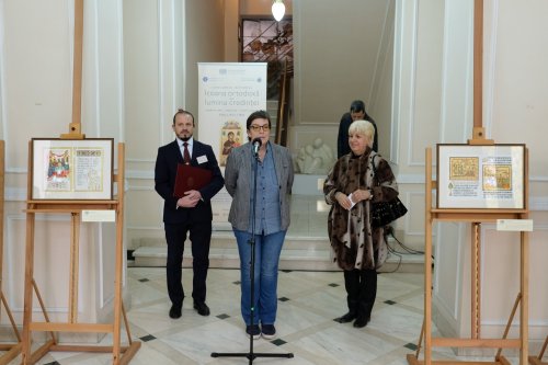 Expoziția „Icoana ortodoxă - lumina credinței” la Muzeul Satului din București Poza 278116