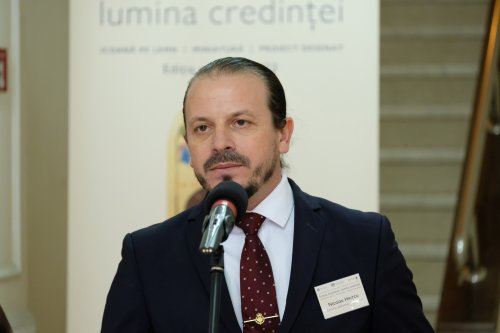 Expoziția „Icoana ortodoxă - lumina credinței” la Muzeul Satului din București Poza 278123