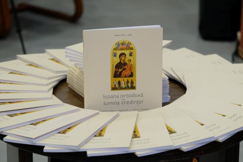 Expoziția „Icoana ortodoxă - lumina credinței” la Muzeul Satului din București Poza 278127