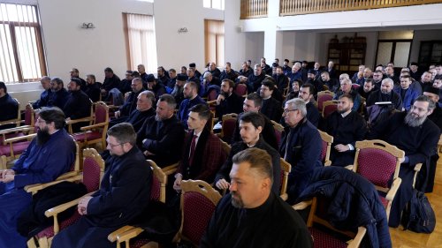 Conferințe ale preoților din parohiile județului Brașov Poza 278342