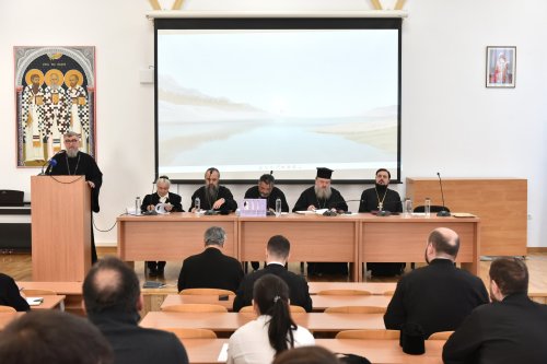 Preotul profesor Gala Galaction evocat  la Facultatea de Teologie din București Poza 278493