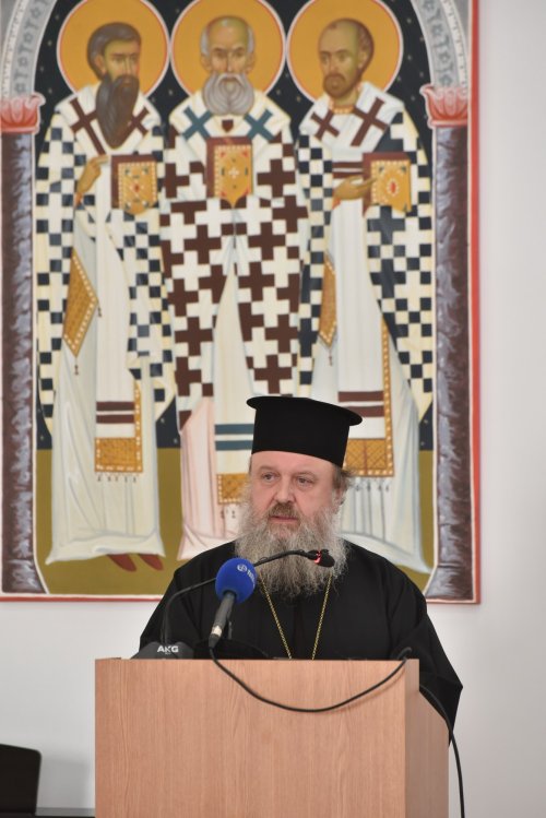 Preotul profesor Gala Galaction evocat  la Facultatea de Teologie din București Poza 278509