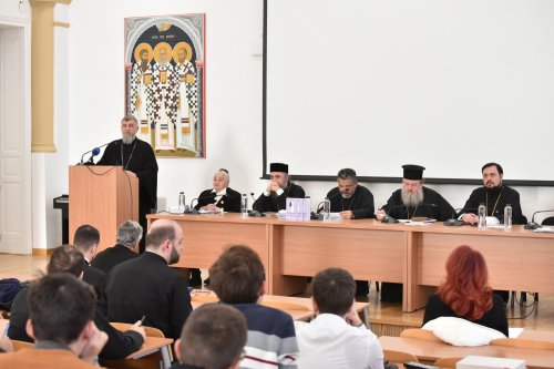 Preotul profesor Gala Galaction evocat  la Facultatea de Teologie din București Poza 278517