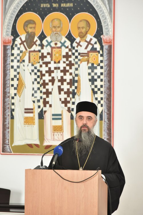 Preotul profesor Gala Galaction evocat  la Facultatea de Teologie din București Poza 278518