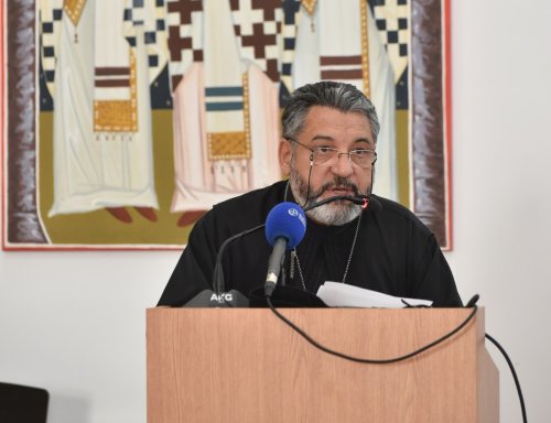 Preotul profesor Gala Galaction evocat  la Facultatea de Teologie din București Poza 278538
