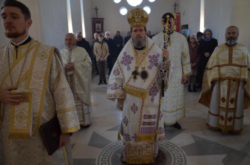 Liturghie arhierească la Borș, în Episcopia Oradiei Poza 278603