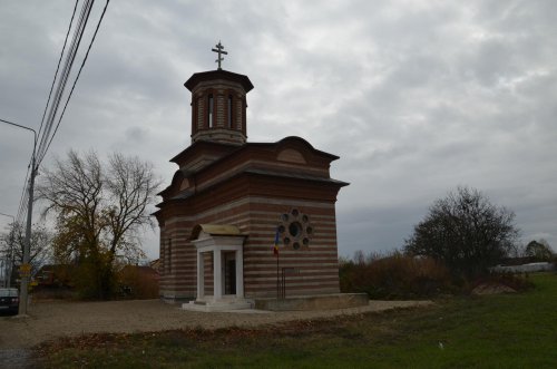 Liturghie arhierească la Borș, în Episcopia Oradiei Poza 278605