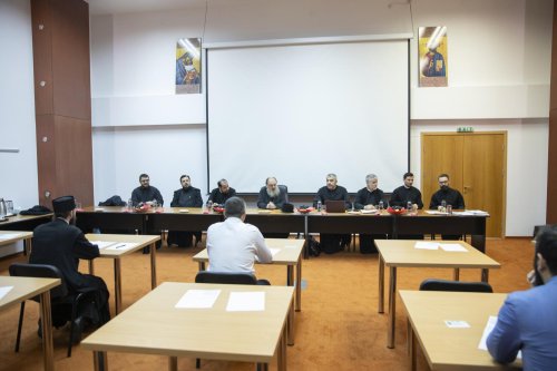 Ultima sesiune din 2023 a examenului de capacitate preoțească la București Poza 278588