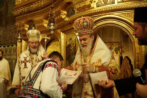 Arhiepiscopia Dunării de Jos şi-a cinstit ocrotitorul Poza 278877