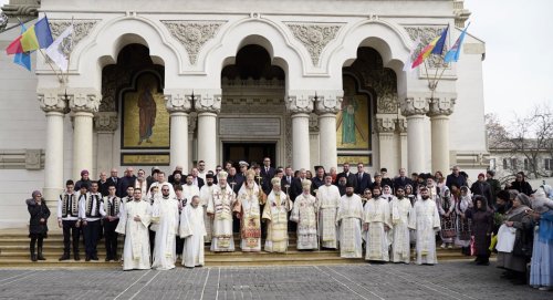 Arhiepiscopia Dunării de Jos şi-a cinstit ocrotitorul Poza 278881