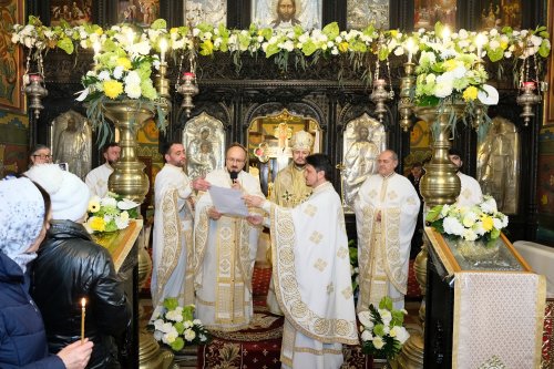 Înnoire la Biserica „Sfântul Nicolae”-Vlădica din Capitală Poza 278973