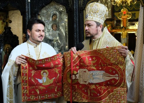 Înnoire la Biserica „Sfântul Nicolae”-Vlădica din Capitală Poza 278992