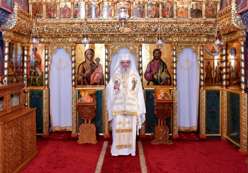 Sărbătoarea Sfântului Apostol Andrei, cel întâi chemat, Ocrotitorul României, este confirmarea credinţei apostolice a poporului român Poza 279178